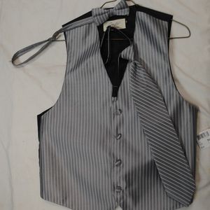 Jean Yves Silver Stripe Vest w/Bow Tie, Necktie M